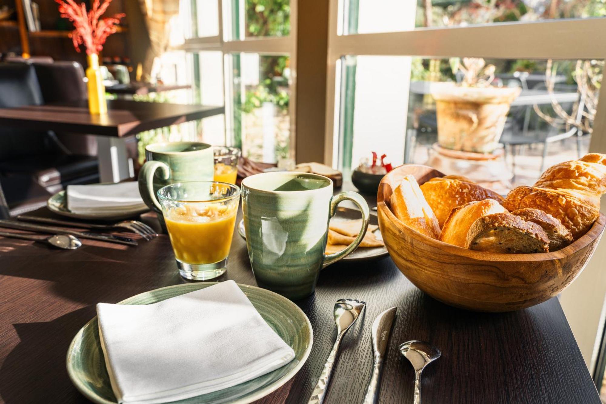 Logis L'Auberge - Maison Glenn Anna Saint Anne-dʼAuray 외부 사진